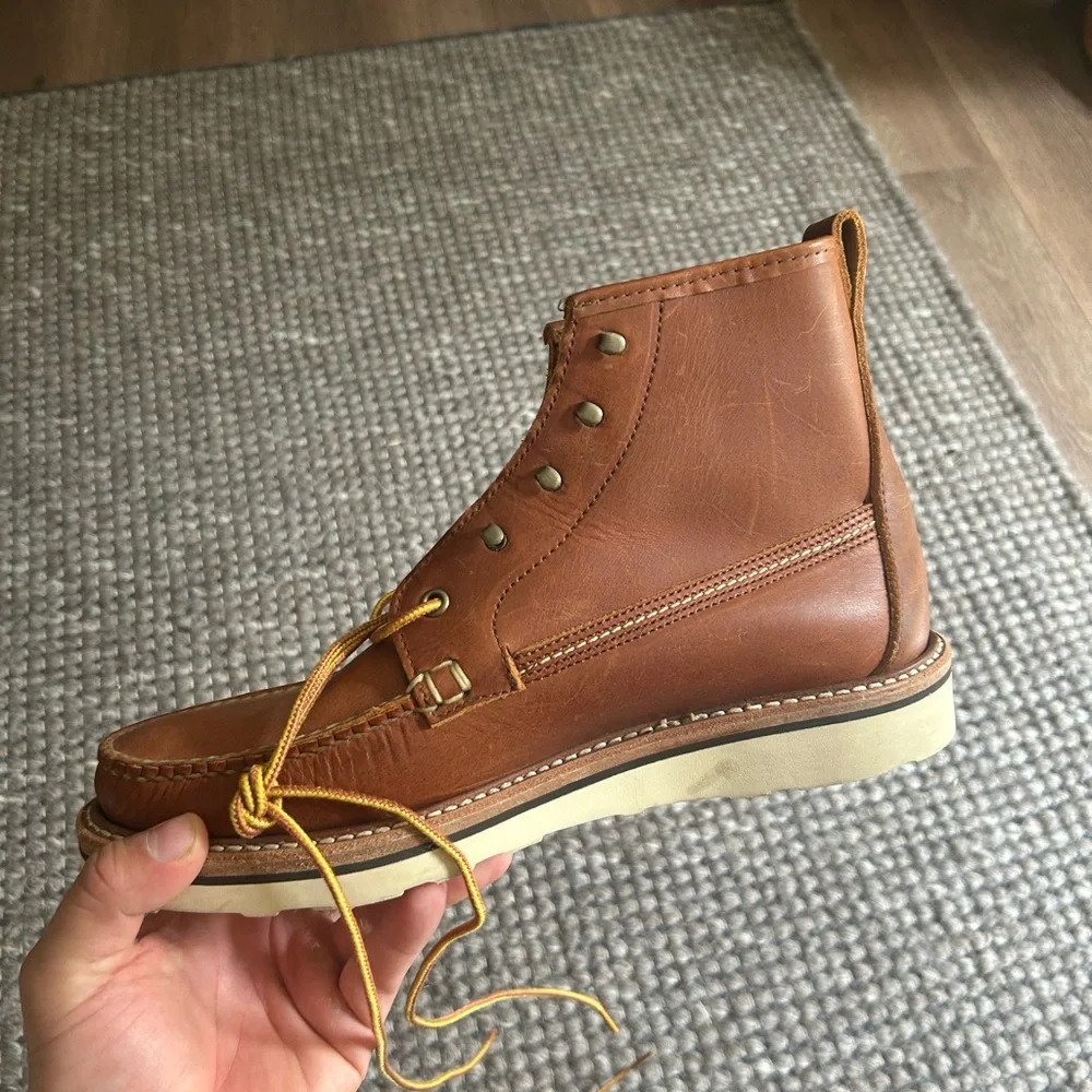 G.H. Bass & Co. Brown Leather Moc Toe Lace-Up Boots w/ Vibram soles